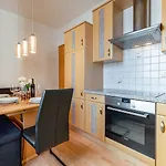 Xl Apartman